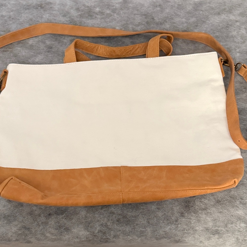 Stylish Tan and Cream Women's Bag